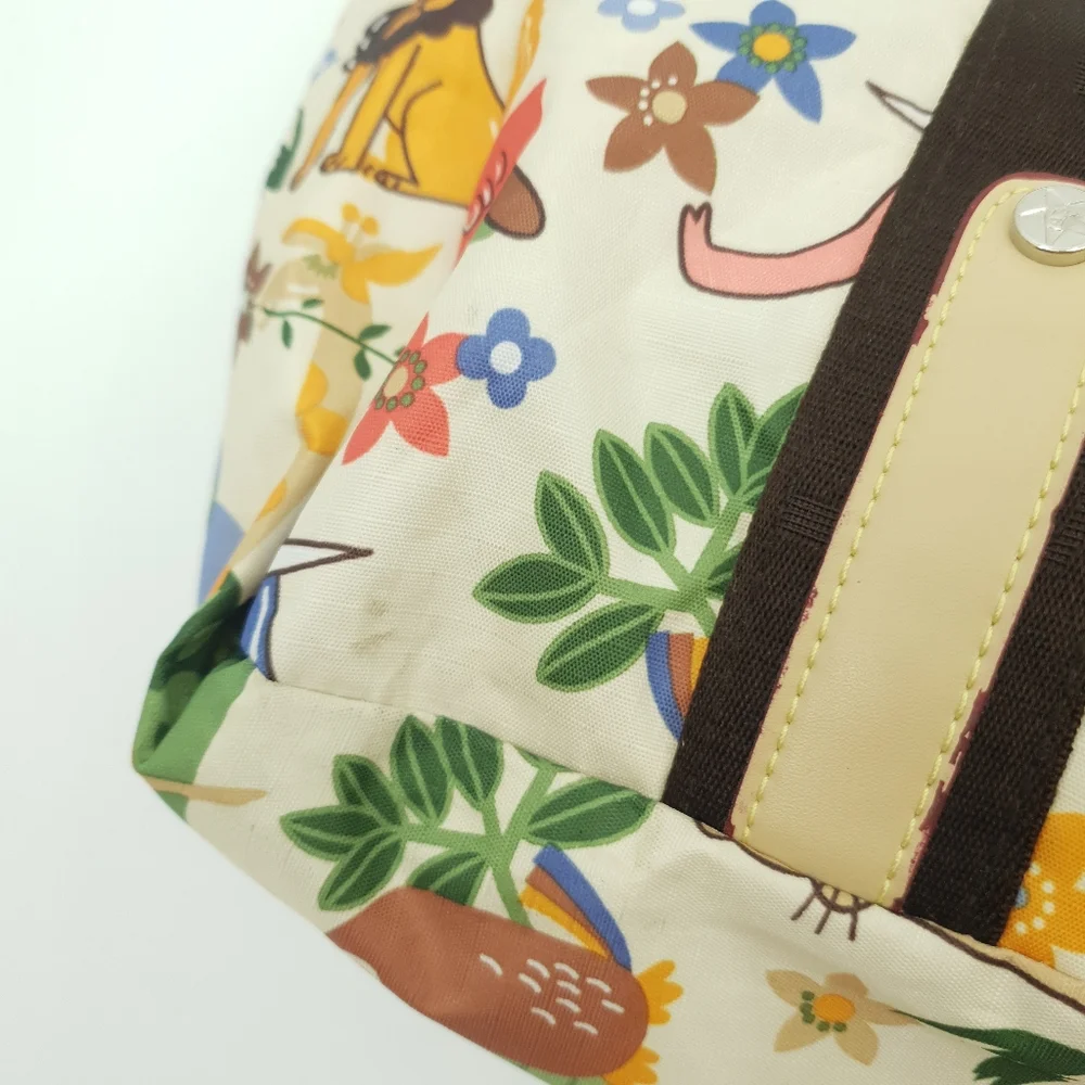 LeSportSac Small Duffle Bag Wild Animal Print Lion Giraffe Elephant Cream - Picture 12 of 12